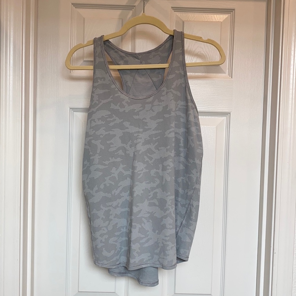 Lululemon Essentials Tank Pleated Grey Camo